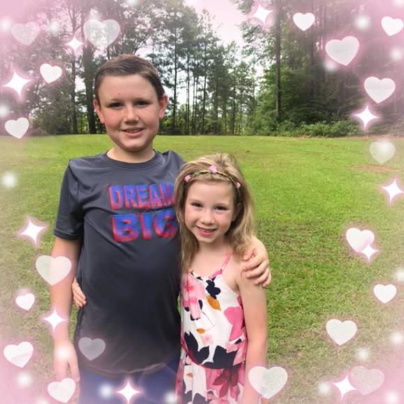 Profile Picture of Amber Allen (@amber_20030) on Poshmark