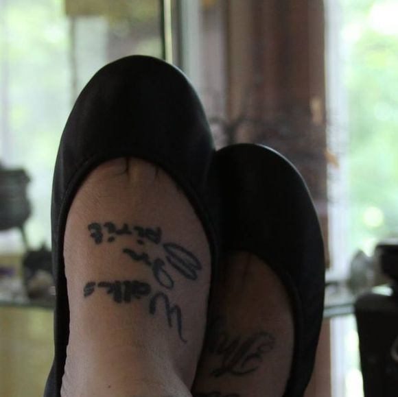 Laura Senchuk - Poshmark Profile Picture of Laura Senchuk (@lsenchuk) on Poshmark