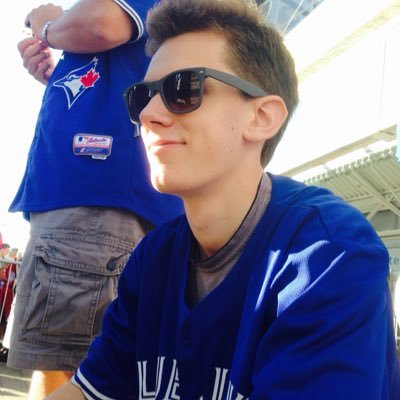 Profile Picture of Robbie Stephens (@Roberto9__) on Twitter