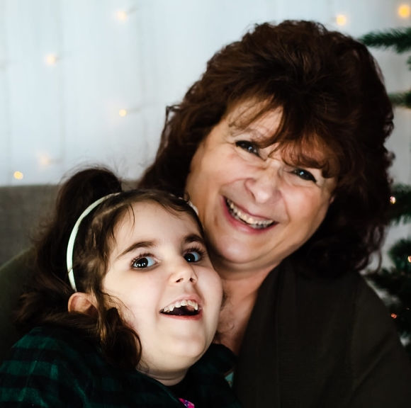 Profile Picture of Joann Gange straessley (@joshome) on Poshmark