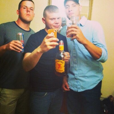 Profile Picture of Travis Huff (@tvols0311) on Twitter