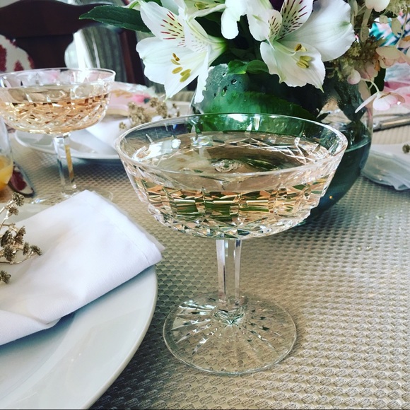 Profile Picture of Mimi Schuemann (@schuemanngirl) on Poshmark