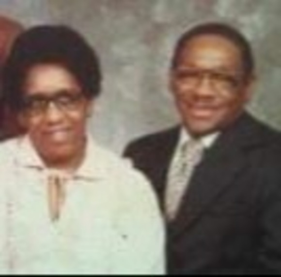 Profile Picture of Brian Wooten (@oldman26) on Poshmark