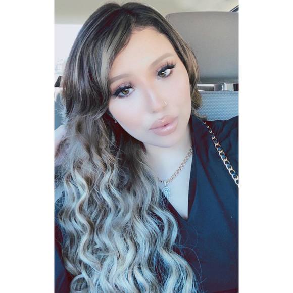 Profile Picture of Carla Macedo (@carlajuliana) on Poshmark