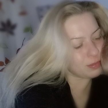 Profile Picture of Julia Sprenger (@JuliaSprenger7) on Twitter