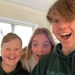 Profile Picture of Ben, Avalon and Sam (@team_gerber_and_av) on Instagram