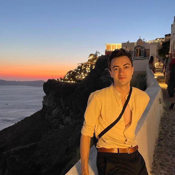 Profile Picture of Isaac Wright (@ikewrightt) on Poshmark