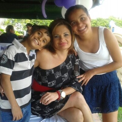 Profile Picture of Sandy Mancilla (@sandymanc69) on Twitter