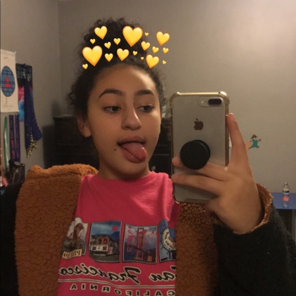 Jasmine Shueib - Poshmark Profile Picture of Jasmine Shueib (@jasmineshooby) on Poshmark