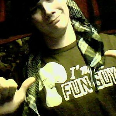 Profile Picture of David DeVanie (@VanoShibby) on Twitter