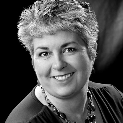 Profile Picture of Lori Jeffery-Heaney (@LJefferyHeaney) on Twitter