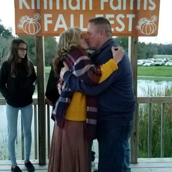 Profile Picture of Reva Allender (@revaallender) on Poshmark