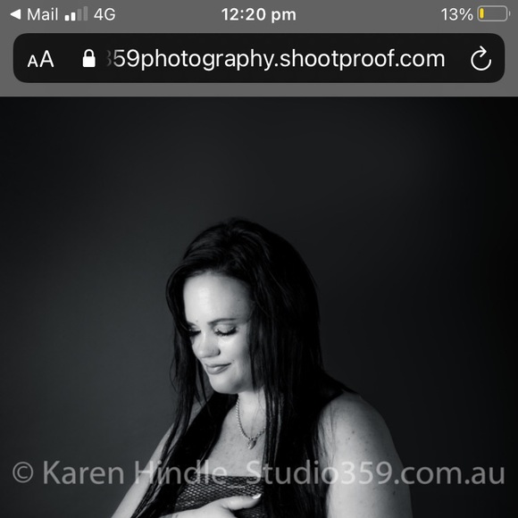 Profile Picture of Crystalleeigh Perry (@crystalleeighp) on Poshmark