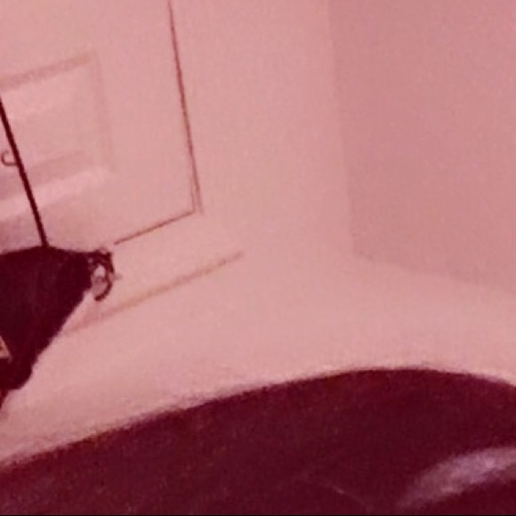 Profile Picture of Isabella Marsigliano (@imarsigliano) on Poshmark