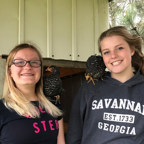 Profile Picture of Paige Janzing (@pjanz) on Poshmark