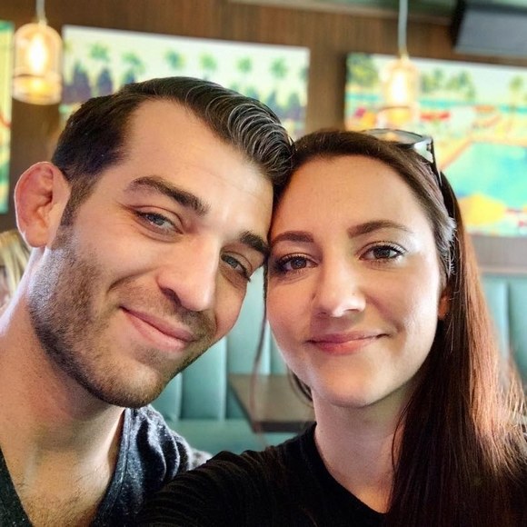 Profile Picture of Amanda Avramidis (@mandark_) on Poshmark