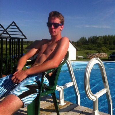Profile Picture of James Charest (@3MenTricKs) on Twitter