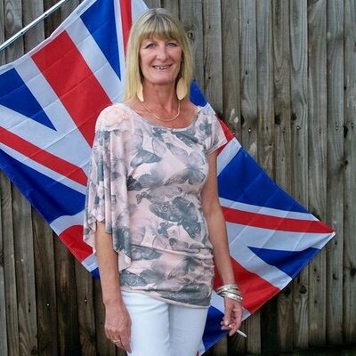 Profile Picture of Jane Poole (@janepoole360) on Twitter