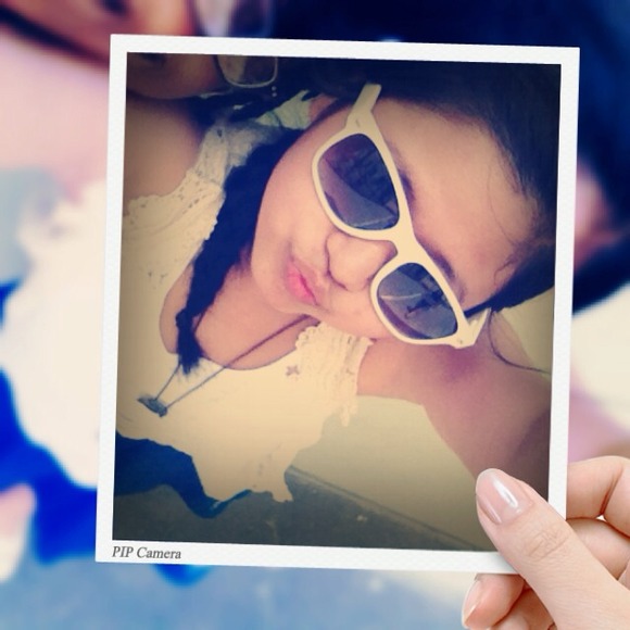 Profile Picture of Nancy Yuan (@nancy_yuan) on Poshmark