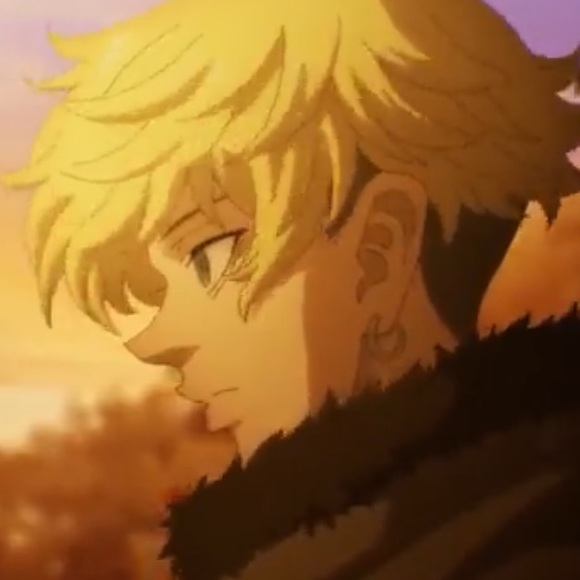 Profile Picture of Libby Schmick (@shcikme) on Poshmark