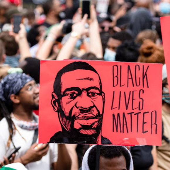 Victor Francisco - Poshmark Profile Picture of Victor Francisco (@gp733636) on Poshmark