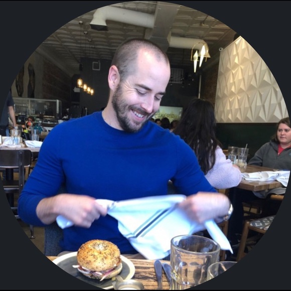 Profile Picture of Nicholas Thorne (@nicholasthorne) on Poshmark