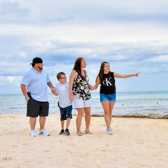 Profile Picture of Joshua Sicard (@fatboy6589) on Poshmark