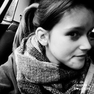 Profile Picture of Zoe Pelzer (@42a43b65f2a7428) on Twitter