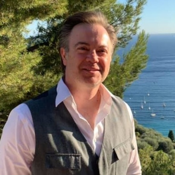 Profile Picture of Michael Zotter (@michaelzotter) on Poshmark