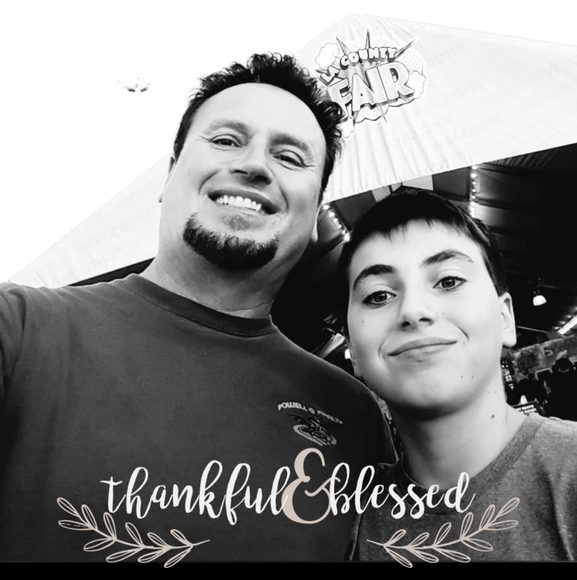 Profile Picture of Rob Chocek (@robchocek) on Poshmark