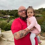 Profile Picture of Nicolas Thomas (@papadeterremotos) on Instagram