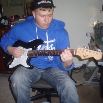 Profile Picture of Ralph Watkins (@ralphieboy121) on Twitter