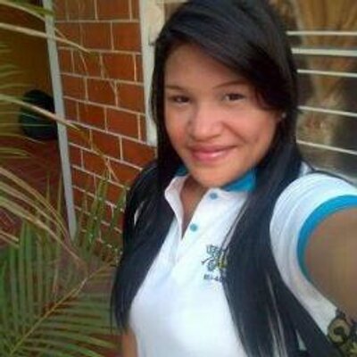 Profile Picture of Alexandra Neira (@Alex1619) on Twitter