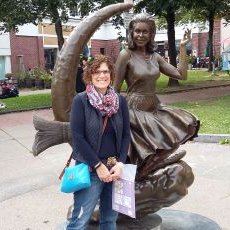 Profile Picture of Christine M Robbins (@MrsRobbins_STEM) on Twitter