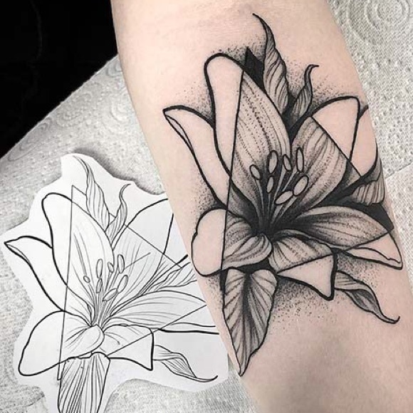 Profile Picture of Jordan Carrothers (@humantorchgirl7) on Poshmark