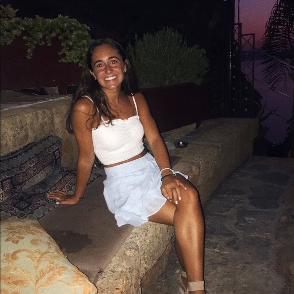 Profile Picture of Sophia Makris (@sophiamakris) on Poshmark
