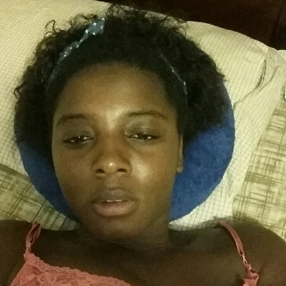 Profile Picture of Fallah Tolno (@kaba1234) on Poshmark