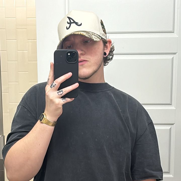 Emmett - Tiktok Profile Picture of Emmett (@emmettcm34) on Tiktok