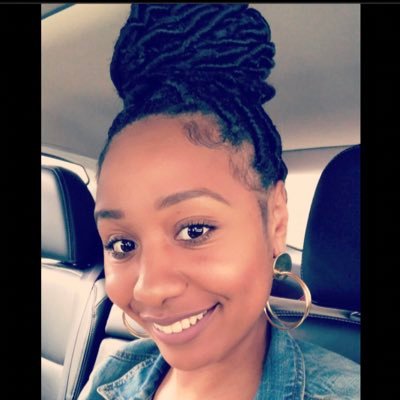 Profile Picture of Leah (@El_Em_Ef) on Twitter