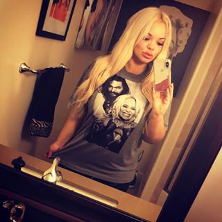 Profile Picture of Ashly Burr (@ashly.burr) on Facebook