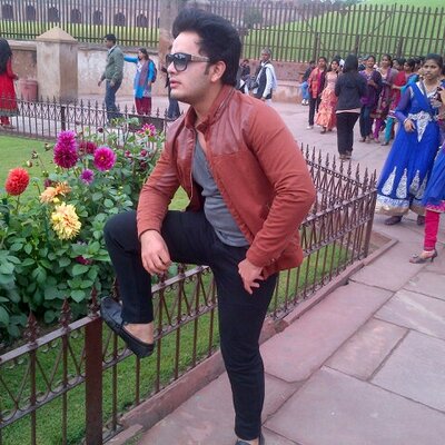Profile Picture of Zubair Qureshi (@zubairqureshi_1) on Twitter