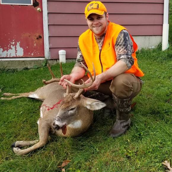 Profile Picture of Brandon Griesemer (@stlcards0525) on Poshmark