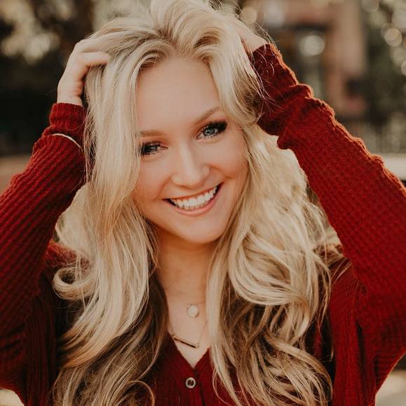 Profile Picture of Kathryn Hughes (@kathugh7) on Poshmark