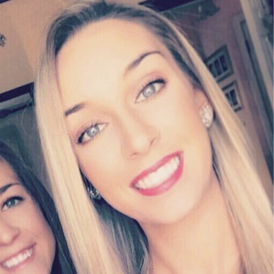 Profile Picture of Lindsay Matthews (@LindsayMattz) on Twitter