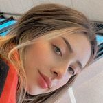 Profile Picture of Isa_silva :) (@isabelle.coloneti) on Instagram