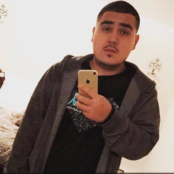 Profile Picture of Kevin Galvan (@chickaso23) on Poshmark