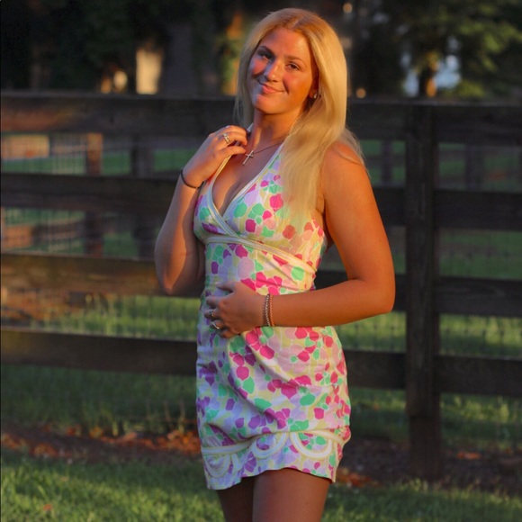 Profile Picture of Kate Ramsey (@kateramsey12345) on Poshmark