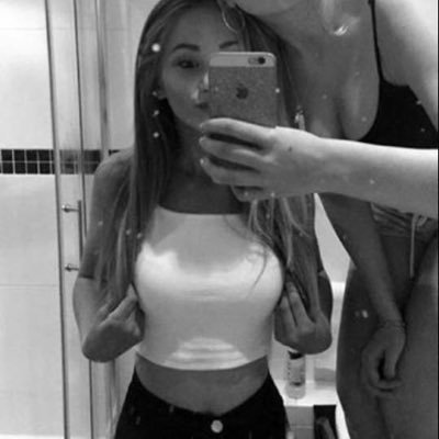 Profile Picture of Molly Ann Hamer (@mollyhamerr_) on Twitter