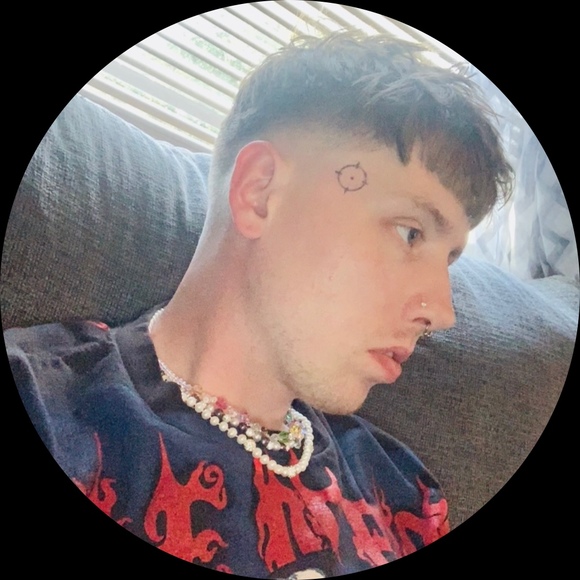 Profile Picture of Joseph Etchell (@skins1313__) on Poshmark