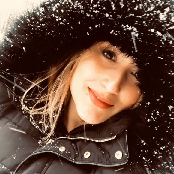 Profile Picture of Işıl Öztürk (@ozturkisil) on Poshmark